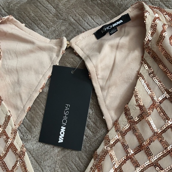 Fashion Nova sequin dress - Picture 3 of 5
